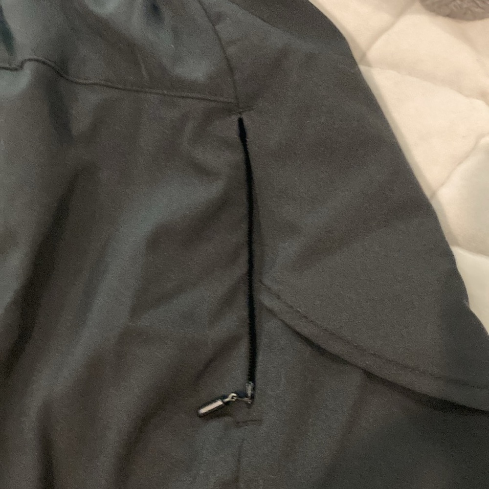 Avia Ladies Athletic Shorts with Pocket - Picture 3 of 4